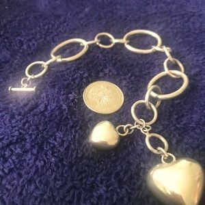 💘🤩 Silver tone bracelet with two puffed hearts 💞